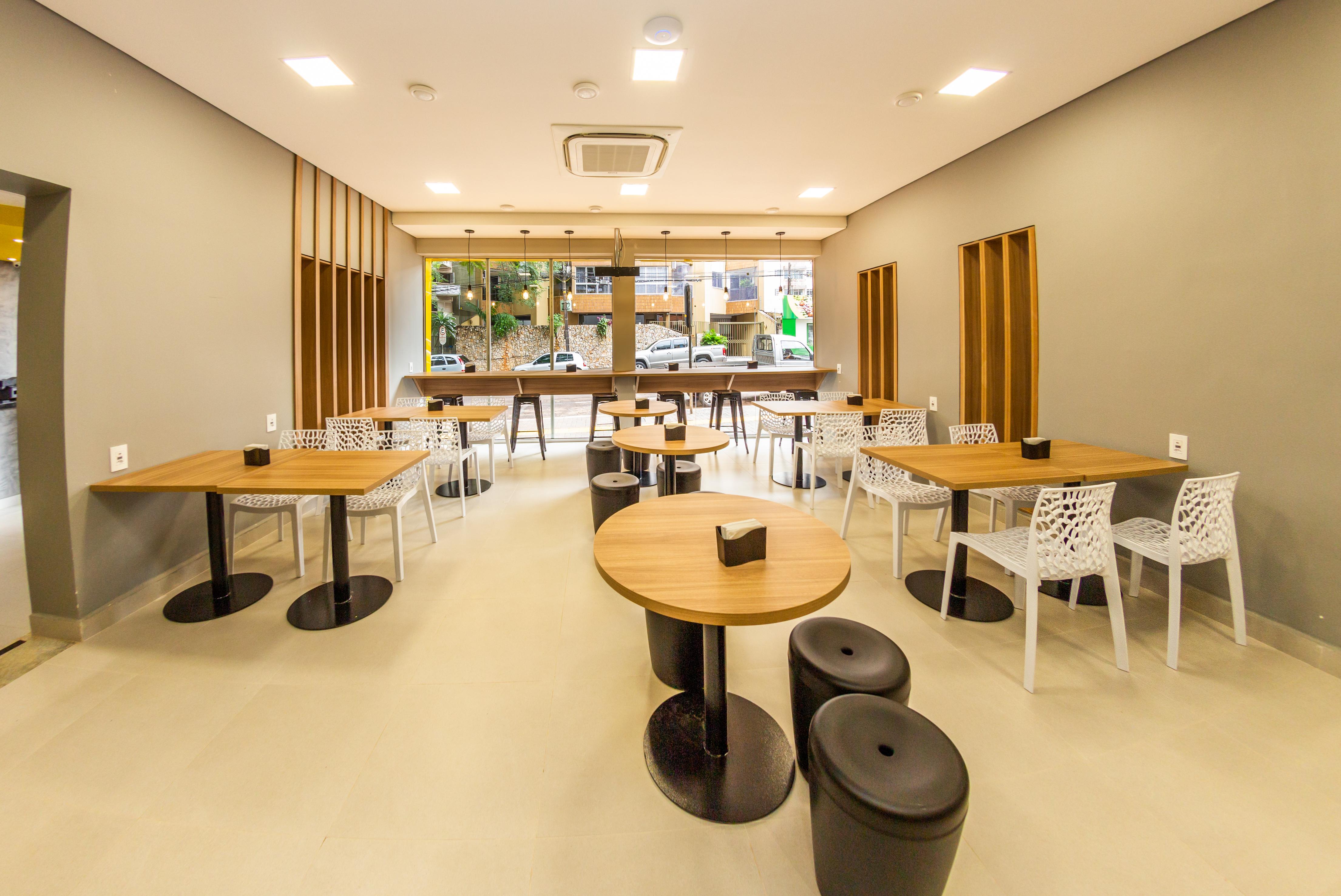 Taroba Express Hotel ฟอสดูอีกวาซู ภายนอก รูปภาพ